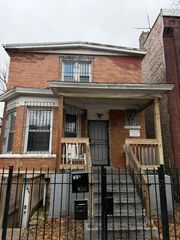 6624 S Marquette Road, Chicago, IL 60637