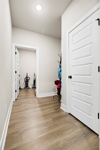 5300 SW Tea Olive Lane, Bentonville, AR 72713