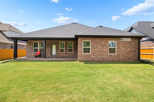 5300 SW Tea Olive Lane, Bentonville, AR 72713