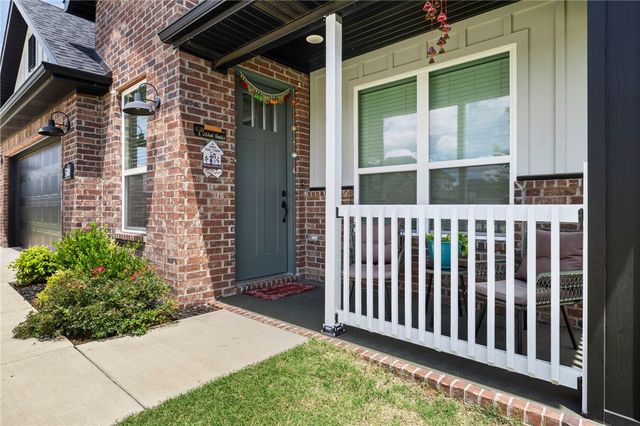 5300 SW Tea Olive Lane, Bentonville, AR 72713