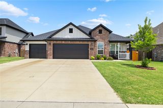 5300 SW Tea Olive Lane, Bentonville, AR 72713