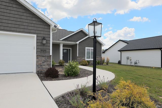 765 Waxwing Court, Roanoke, IN 46783