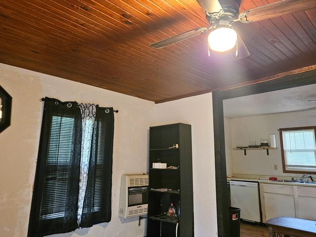 742 Olive Street, West Plains, MO 65775