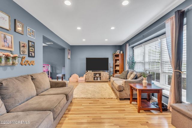 24 Eric Drive, Howell, NJ 07731