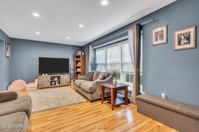 24 Eric Drive, Howell, NJ 07731