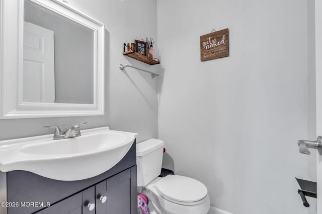 24 Eric Drive, Howell, NJ 07731