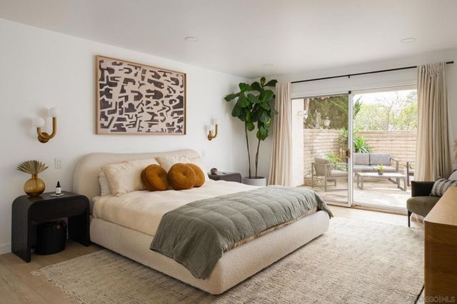 1450 Highland Dr, Solana Beach, CA 92075