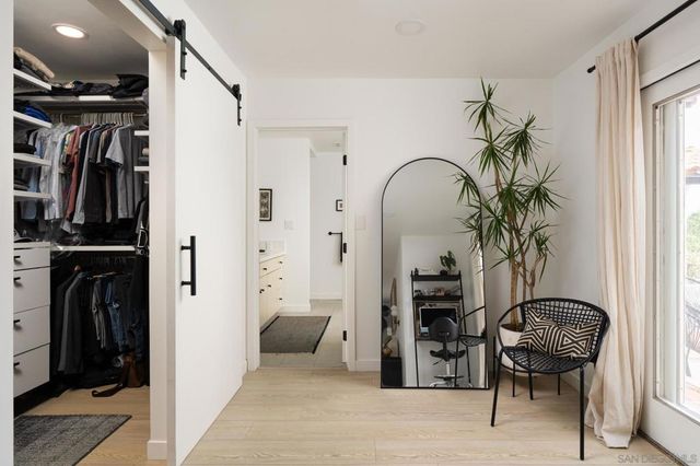 1450 Highland Dr, Solana Beach, CA 92075