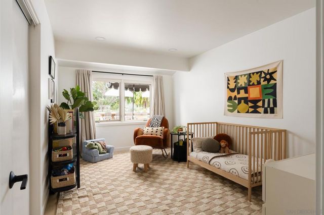 1450 Highland Dr, Solana Beach, CA 92075