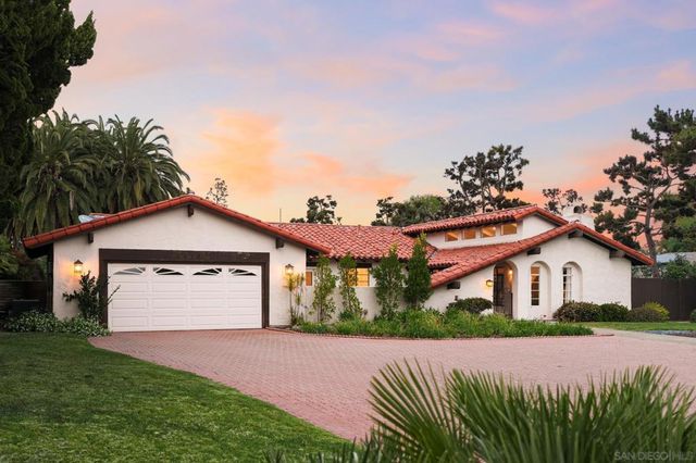 1450 Highland Dr, Solana Beach, CA 92075