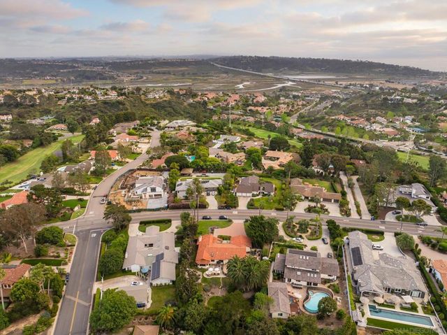 1450 Highland Dr, Solana Beach, CA 92075