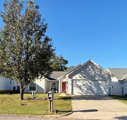 404 Mt Vernon Lane, Dothan, AL 36301