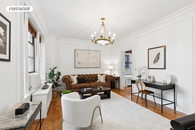 500 W End Ave Apt 6E, New York City, NY 10024