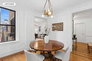 500 W End Ave Apt 6E, New York City, NY 10024