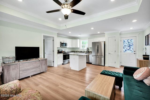 293 Cherry Road, Southport, NC 28461