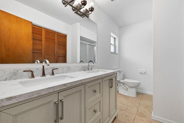 320 Chamberlain Boulevard, Fort Pierce, FL 34946