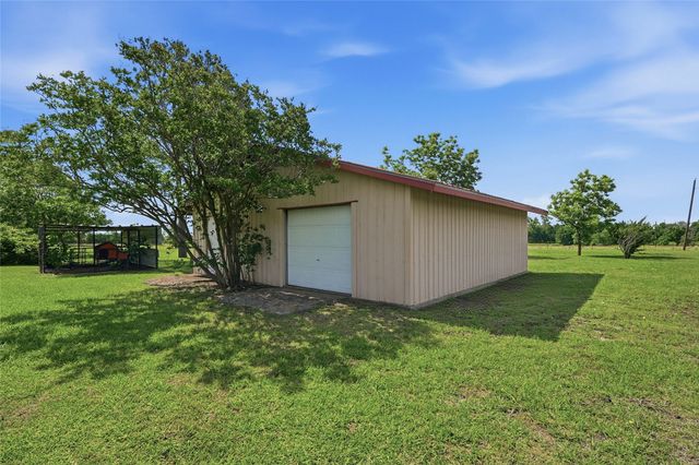 4102 E US Highway 82 Highway, Dodd City, TX 75438