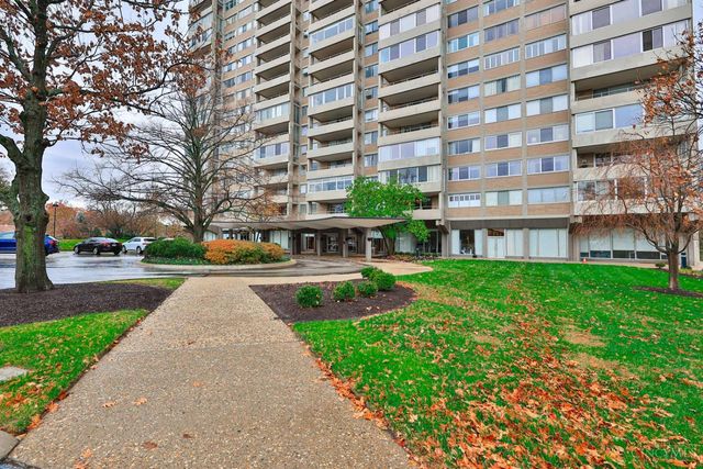 2324 Madison Road, Cincinnati, OH 45208