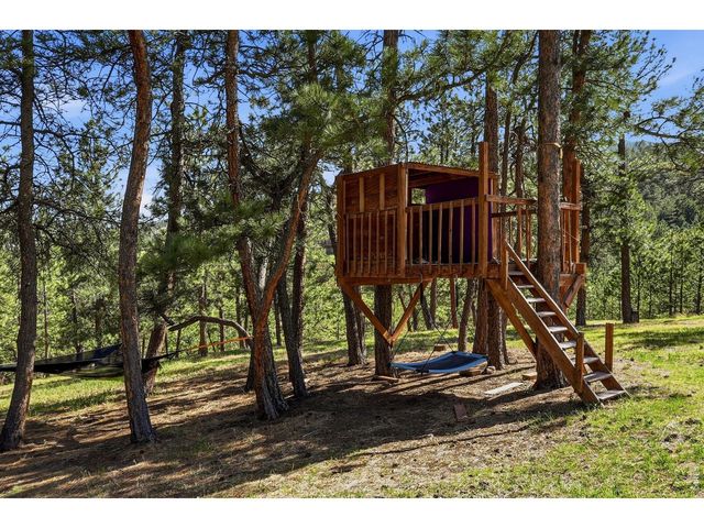 560 Quillan Gulch Rd, Loveland, CO 80537