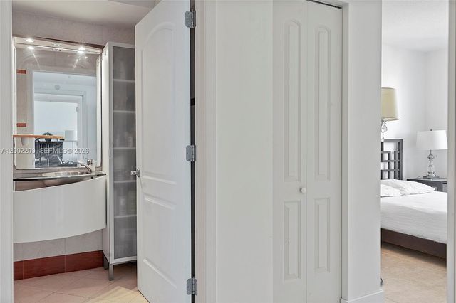 110 Washington Ave 1502, Miami Beach, FL 33139