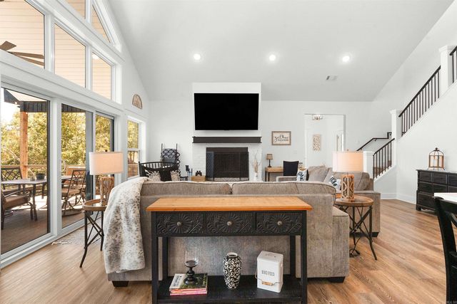 13 Caribe Lane, Hot Springs Village, AR 71909