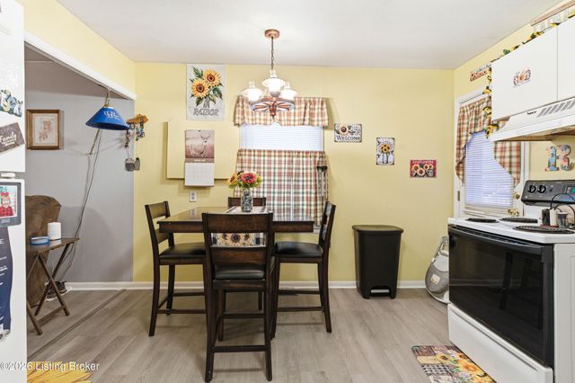 67 Lou Ave, Eminence, KY 40019