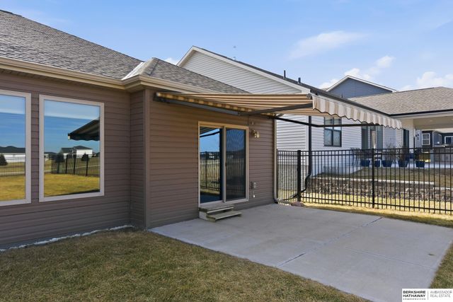 20908 Camden Avenue, Elkhorn, NE 68022