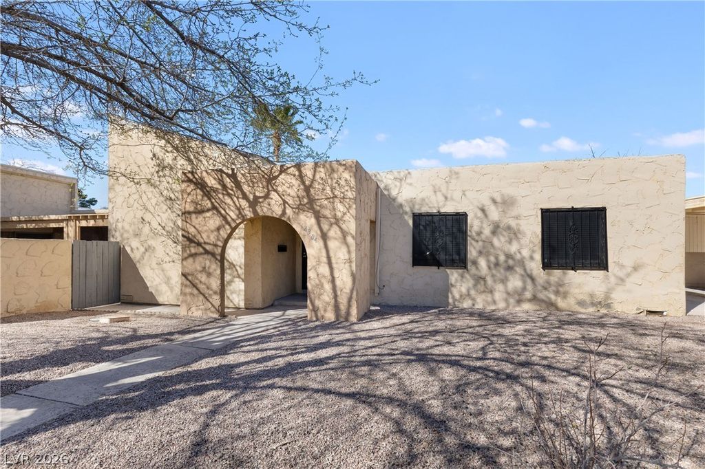 4304 Devlin Green Court, Las Vegas, NV 89110 — photo 5