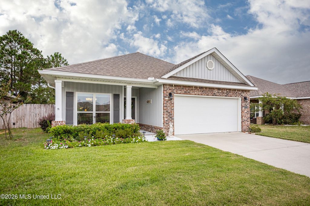 7273 Barley Drive, Ocean Springs, MS 39564
