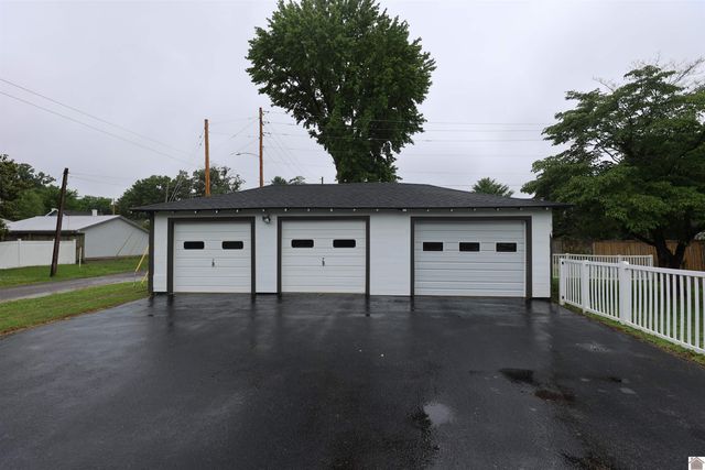 603 W Jefferson St, Paducah, KY 42001