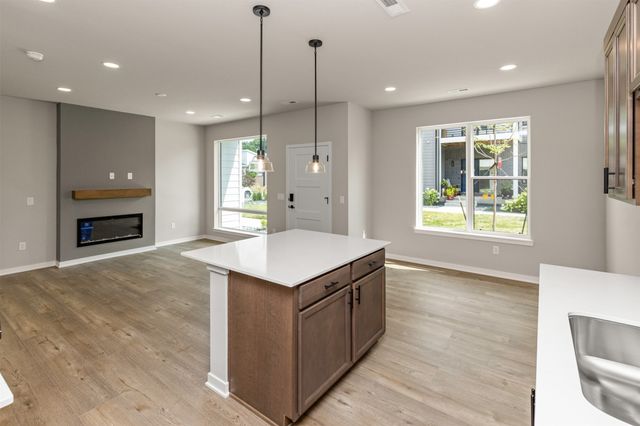464 SW 12th Street, Des Moines, IA 50309