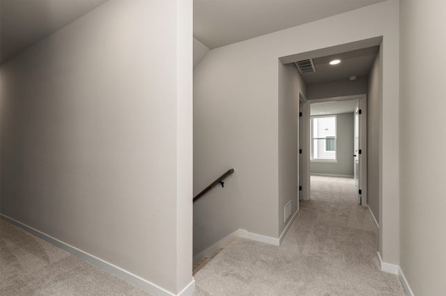 464 SW 12th Street, Des Moines, IA 50309