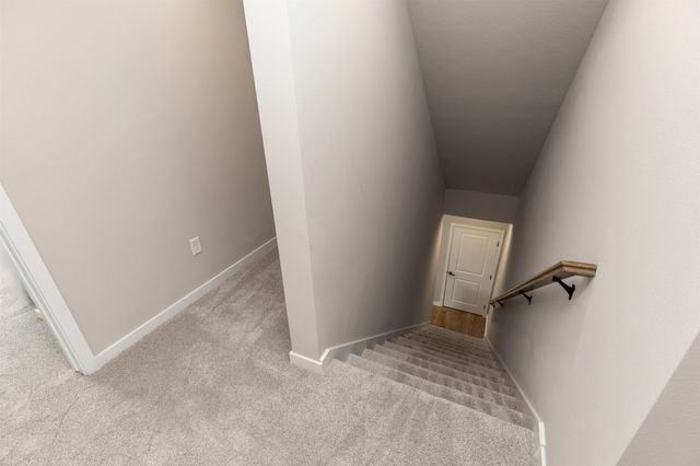 464 SW 12th Street, Des Moines, IA 50309
