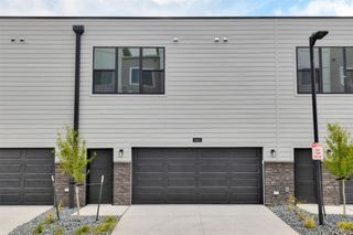 464 SW 12th Street, Des Moines, IA 50309