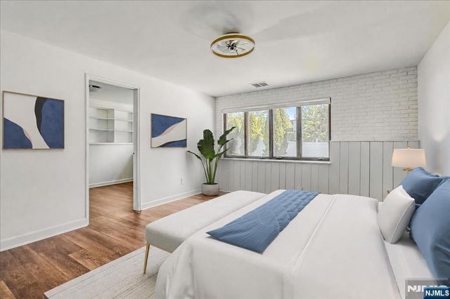 32 Brantwood Place, Clifton, NJ 07013