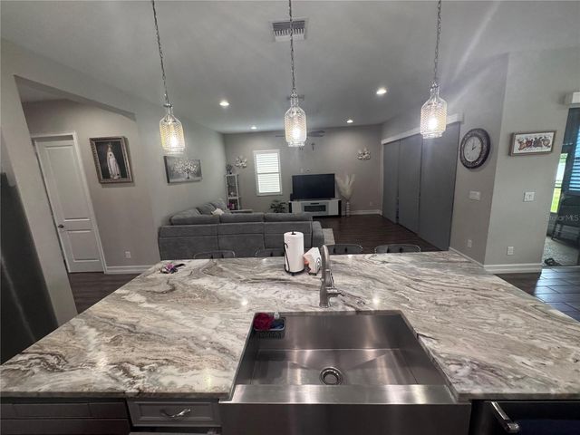 11513 11TH AVENUE E, Bradenton, FL 34212