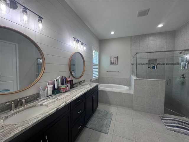 11513 11TH AVENUE E, Bradenton, FL 34212