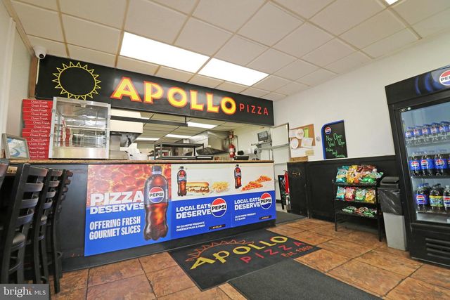 40 E STATE ST, Media, PA 19063