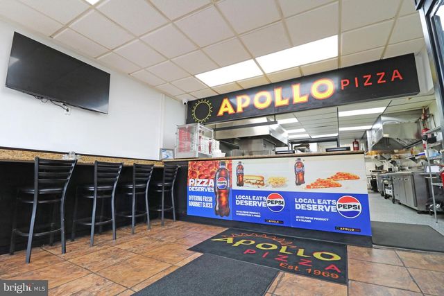 40 E STATE ST, Media, PA 19063