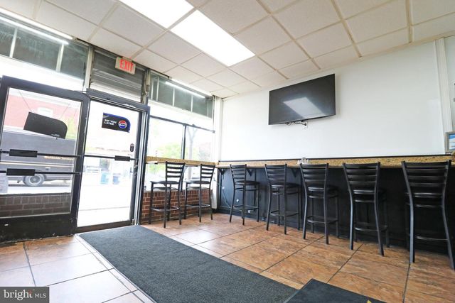 40 E STATE ST, Media, PA 19063