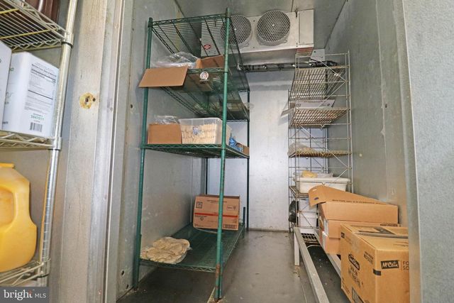 40 E STATE ST, Media, PA 19063
