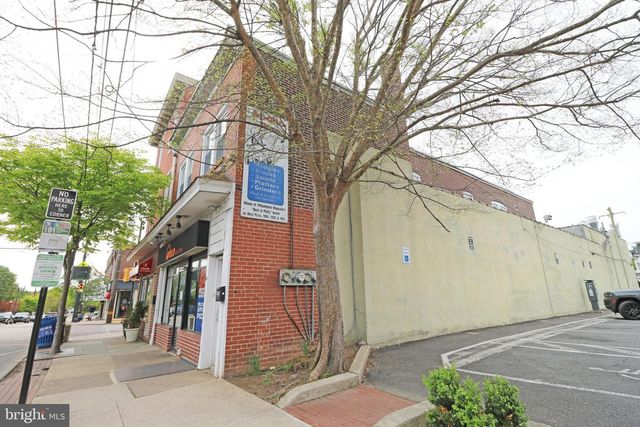 40 E STATE ST, Media, PA 19063