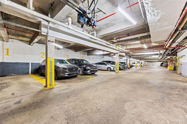 150-15 79th Avenue 6K, Kew Garden Hills, NY 11367