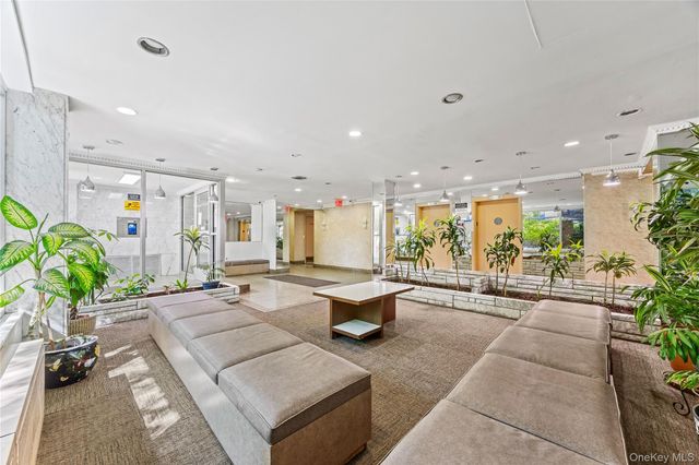 150-15 79th Avenue 6K, Kew Garden Hills, NY 11367