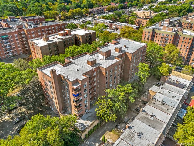 150-15 79th Avenue 6K, Kew Garden Hills, NY 11367
