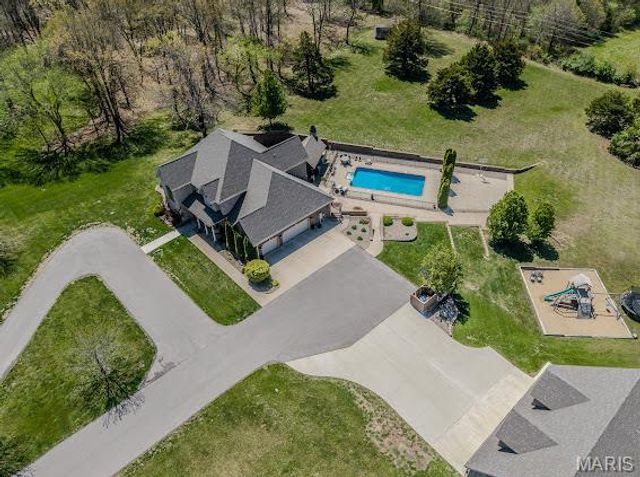 3029 National Avenue, Lebanon, MO 65536