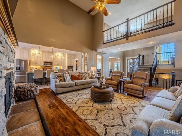 3029 National Avenue, Lebanon, MO 65536