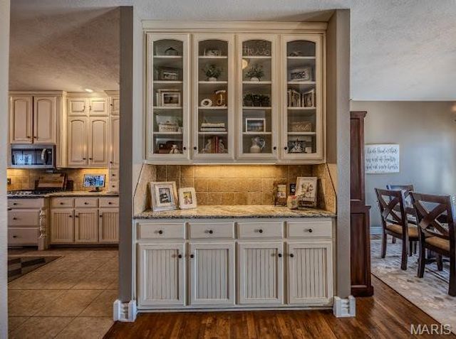 3029 National Avenue, Lebanon, MO 65536