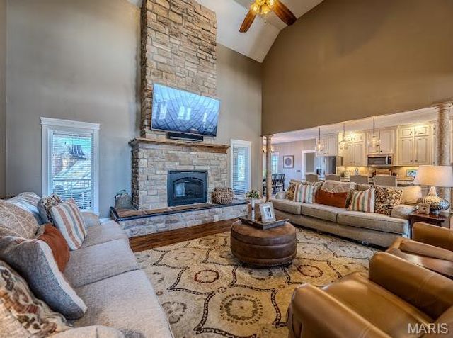 3029 National Avenue, Lebanon, MO 65536