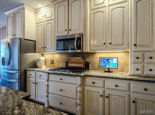 3029 National Avenue, Lebanon, MO 65536